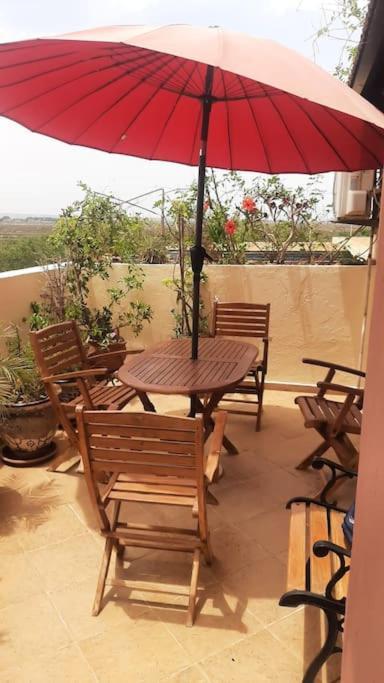 Appartement En Residence + Grande Terrasse Sur Le Toit Saïdia Exterior foto